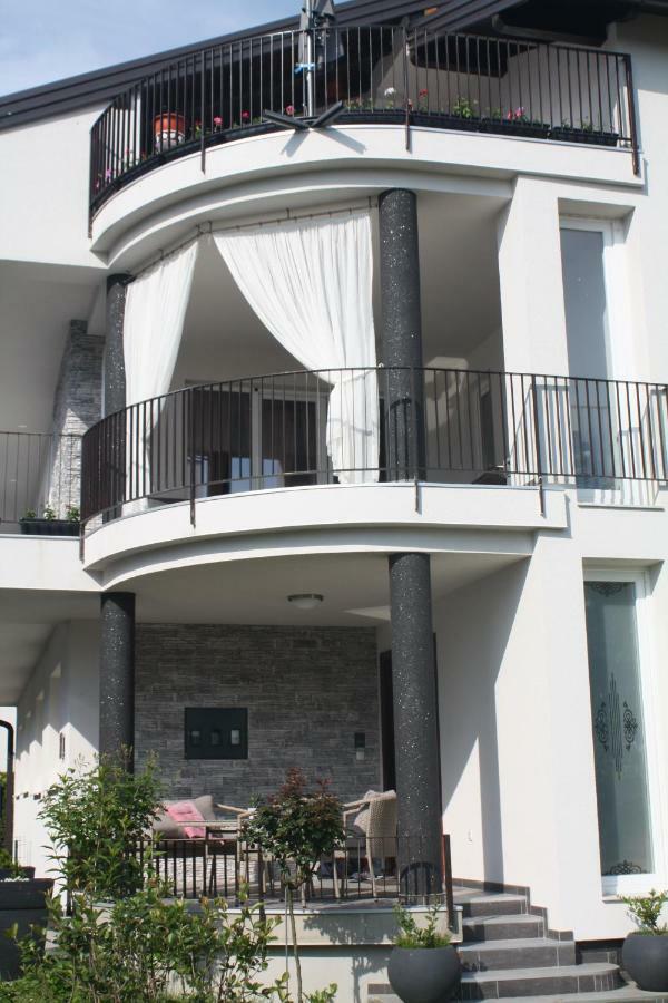 Lgp Exclusive Apartment Bihać Exterior foto
